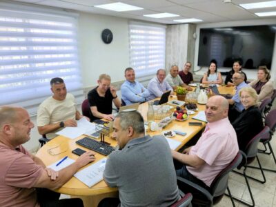 מצוינות, ערכים וחדשנות: ההצלחה של בתי הספר העל-יסודיים בעמק המעיינות