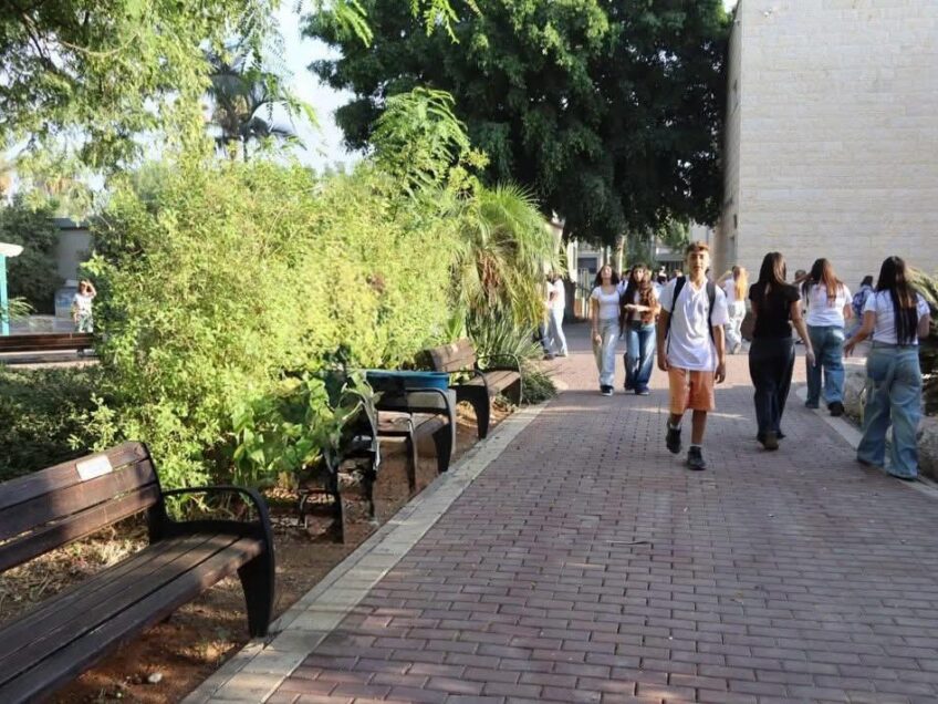 בהתרגשות ובסימן 100: כפר הנוער ויצו ניר העמק פתח את שנת הלימודים בהצלחה